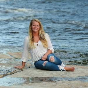 Meet your Posher, Abby